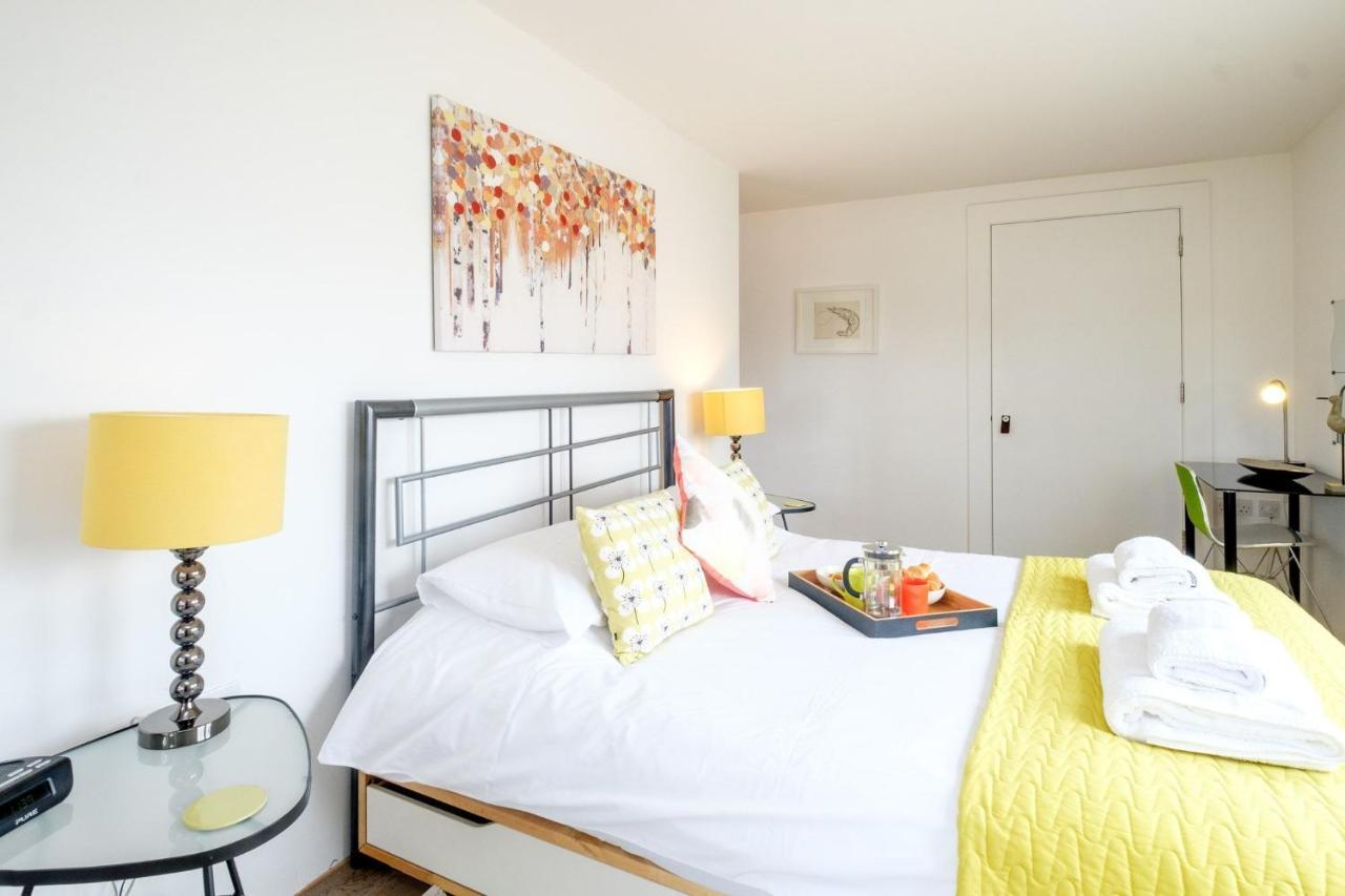 Regatta - A Lakeview Apartment In Thorpeness - Aldeburgh Coastal Cottages מראה חיצוני תמונה