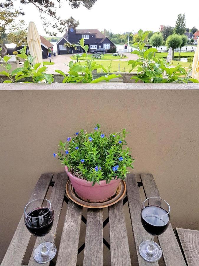 Regatta - A Lakeview Apartment In Thorpeness - Aldeburgh Coastal Cottages מראה חיצוני תמונה